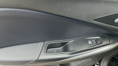 Vauxhall Grandland 1.5 Turbo D Ultimate 5dr Auto Diesel Hatchback